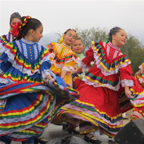Folklorico (mexican dance)